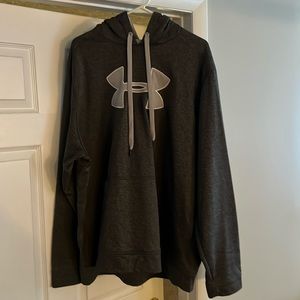 2XL under armour hoodie, good condition.